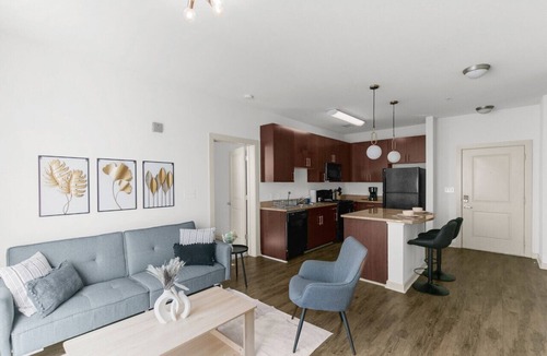 Five Points South Apartment | BHM Bliss:Fully Equipped 2BR|Mins to Top Locations