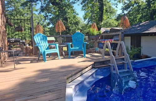 Eufaula House | Big Sandy Lodge 2 blocks to lake with pool, hot tub, fire pit and dock.