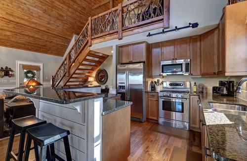 Wildwood Mountain House | Blue Bird Bungalow: Hillside Mtn Retreat w/Screened Porch | Pet Friendly