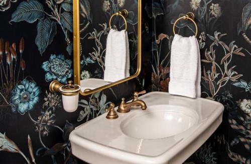 Washington Hotel | Blue Rock