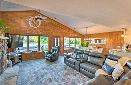 Newville House | Boat Dock & Backyard: 'Rock River Retreat'