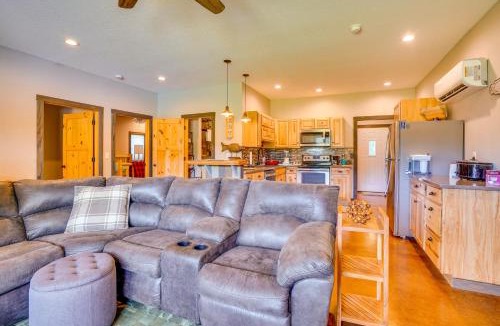 Grand Rivers House | Boater’s Base! 11 Mi to Kentucky & Barkley Lakes