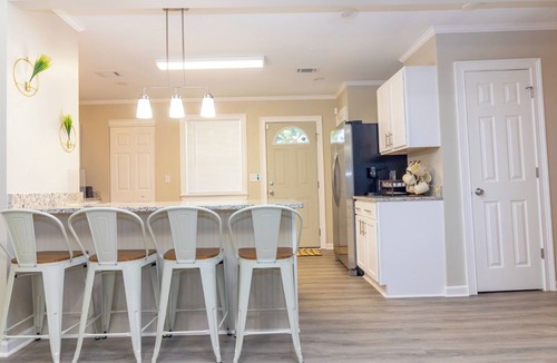Columbus House | Boho Retreat that sleeps 8, 3bd 2bath centrally located to Ft. Moore and CSU