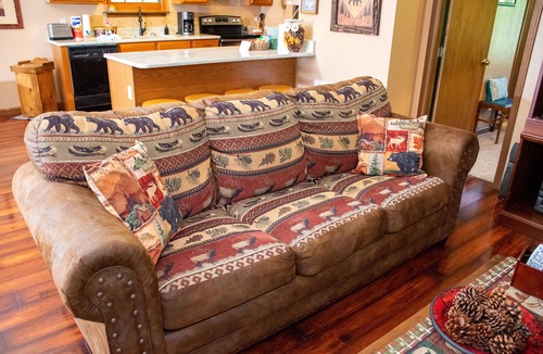 Wears Valley Cabin | Boundary Haven - Great New Hot Tub, Firepit In Beautiful Wears Valley Bordering National Park!