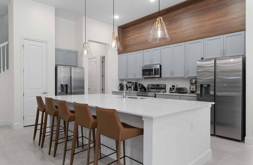 Kissimmee House | Brand New Modern State of the Art Home! Sleeps 31