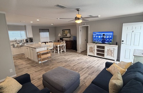 South Waterfront Park House | Brand New Waterfront 3 Bedroom with dock