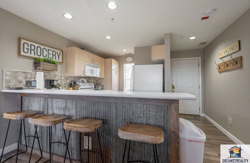 Branson Condo | Branson Group Getaway w/3 King Suites + Private Baths | CH 4-4