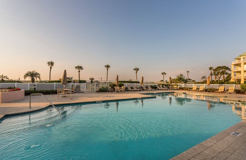 Saint Simons Island House | Breathtaking, Newly Remodeled Top Floor Oceanfront Views - St. Simons Grand condo