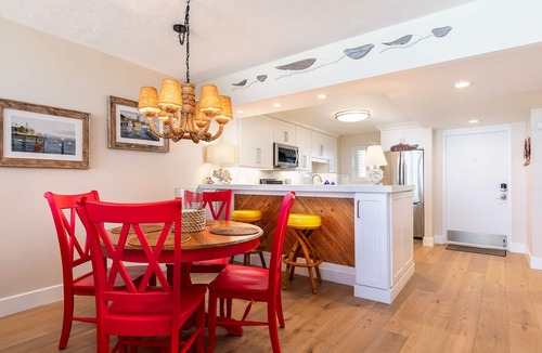 New Smyrna Beach Condo | Breathtaking Panoramic Ocean Views !