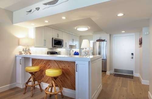 New Smyrna Beach Condo | Breathtaking Panoramic Ocean Views !