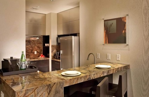 Seybold Hotel | Breathtaking View! 3 Spacious Rooms, Outdoor Pool. Close to Local Attractions