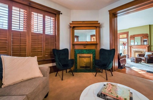 Atchison House | Bricks & Chance Luxury 5 BR home, NEAR Benedictine