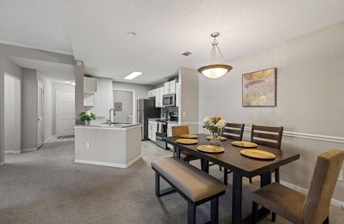 Athens Apartment | Bright 3BR by UGA, Near DT and Georgia Museum of Art, Urban Oasis