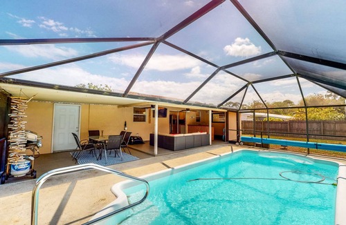 River Park House | Bright coastal home with private pool, bar, grill