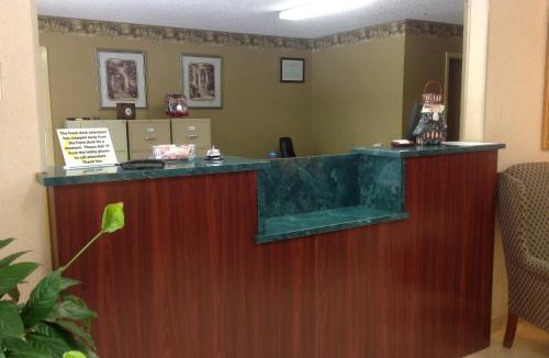Inez Hotel | Brookshire Inn