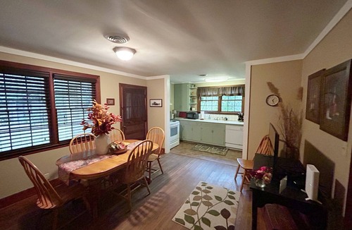 Oxford Cottage | Bryant Cottage