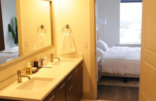 South Tuxedo Park Apartment | Buckhead apartment