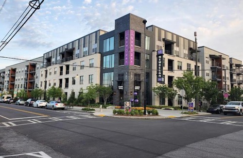 Lindbergh Apartment | Buckhead Quarters- Spacious with Private Balcony
