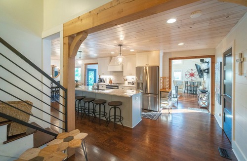 Wiley House | Burton Bungalow: A spacious 5-bedroom lakefront retreat in Clayton, GA.