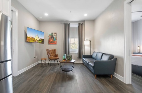 New Orleans Apartment | Bywater Suite Hotel