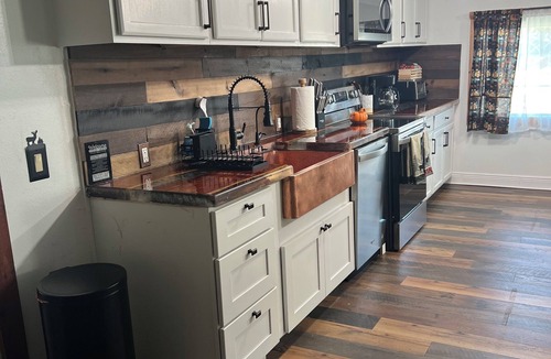 Kissimmee House | Cabin retreat minutes from parks