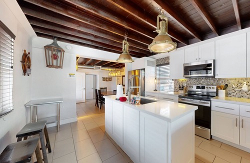 Little Venice House | Canal-front home remodeled for HGTV with private swimming pool