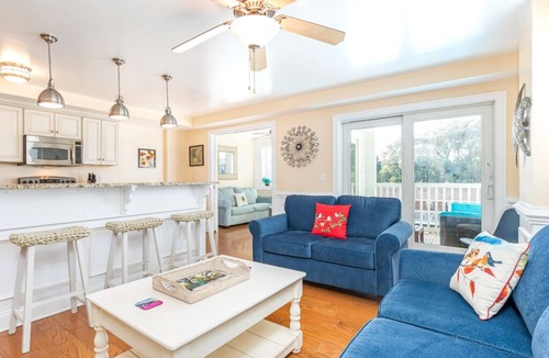 Savannah Beach Condo | Captains Watch 1 by Tybee Vacation Rentals