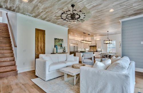 Santa Rosa Beach House | Carefree Living 2