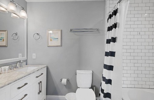 White's Gulfview House | Caribbean Breeze