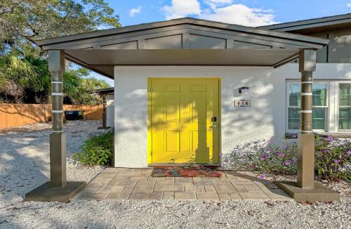 Port Tampa City House | Casa De Campo Duplex Retreat