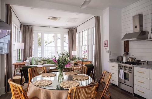 Cannonborough Elliotborough House | Casa Zoë | Elegant 3BR Retreat Near King Street
