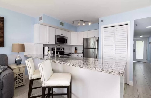 Tavernier Condo | Castaway Key - Oceanfront Condo with Double Balconies & Marina Access