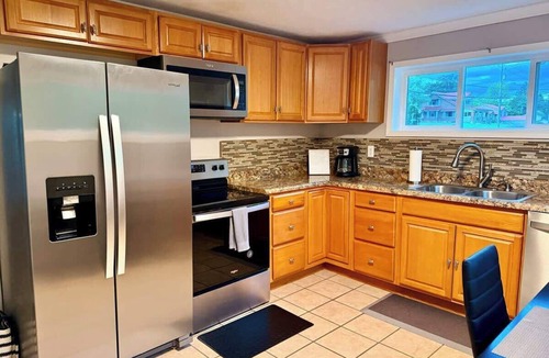 Wise House | Cavalier Cottage - Within Minutes to UVA Campus