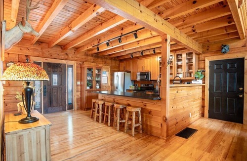 Sunset House | Cedar Cove on Lake Keowee!