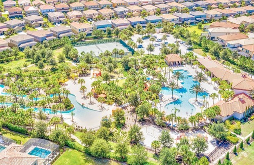 Sunridge Woods House | Central Florida Luxury Vacation Home- Solterra Resort