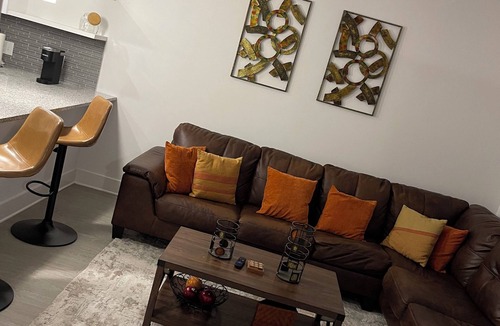 East Side Apartment | Charming 1-bedroom apartment in superb Atlanta with AC, WiFi, fitness room
