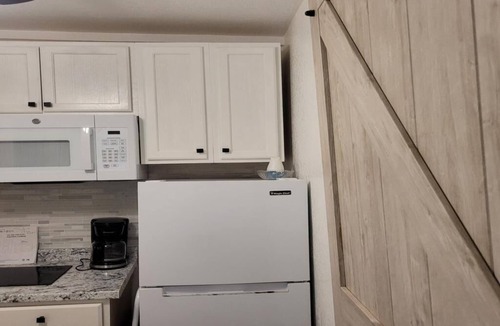 Delray Beach Apartment | Charming 1-bedroom house in terrific Delray Beach with AC