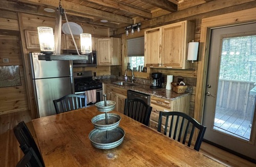 Walland Cabin | Charming 2-bedroom cabin with hot tub, outdoor firepit and Pet Friendly!