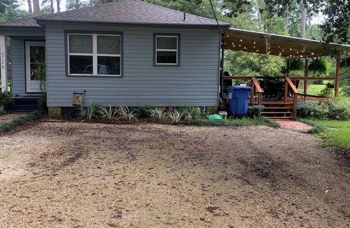 Hammond Cottage | Charming 3-bedroom cottage in lovely Hammond with AC, WiFi
