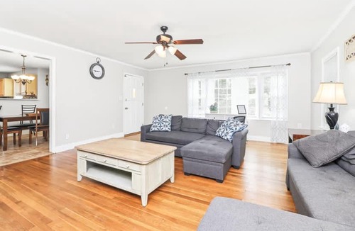 Rossville House | Charming 3-Bedroom Home in Rossville, GA - Family Retreat