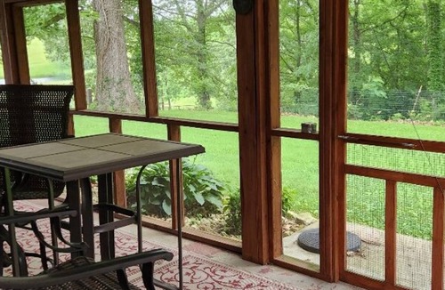 Sturgis House | Charming 3-bedroom house in a country setting with WiFi