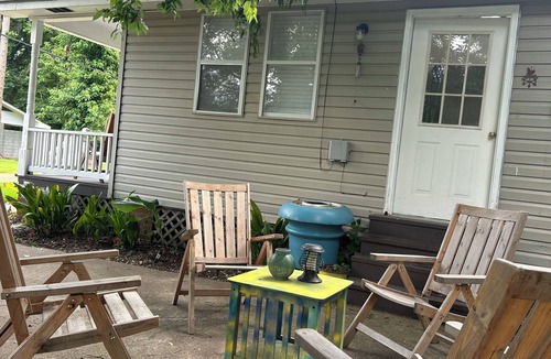 Natchez House | Charming 3-bedroom, pet friendly house in Downtown Natchez