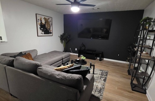 Church Street House | Charming 3-bedroom townhome in Jonesboro