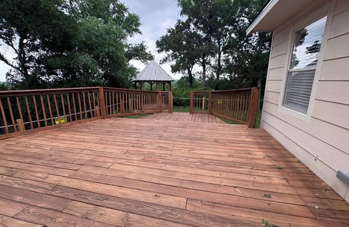 China Spring House | Charming 3-bedroom house with AC , heater , fireplace in China Spring, Texas
