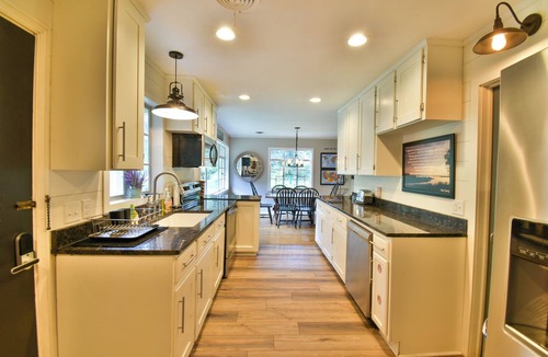 Beaufort House | Charming 4-bedroom house close to Parris Island and downtown Beaufort