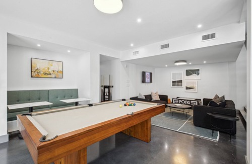 North Buckhead Apartment | Charming apartment in brilliant Atlanta with fitness room, WiFi, AC