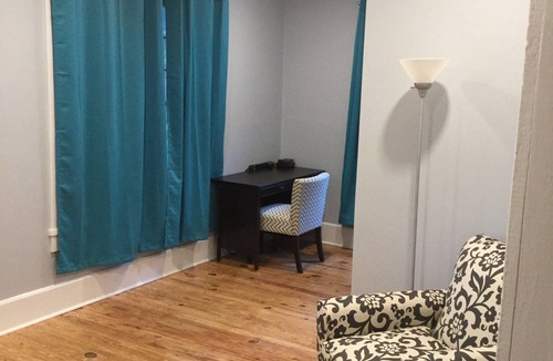 Thomasville House | Charming Bungalow, walking distance to everything, private and pet friendly!