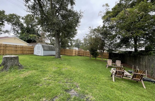 Port Wentworth House | Charming Cottage Firepit Close to DT SAV Gulf Stream Ports Enmarket Arena