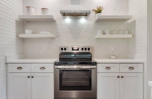 Thomasville Cottage | Charming Cottage on Historical Thomasville Estate Downtown