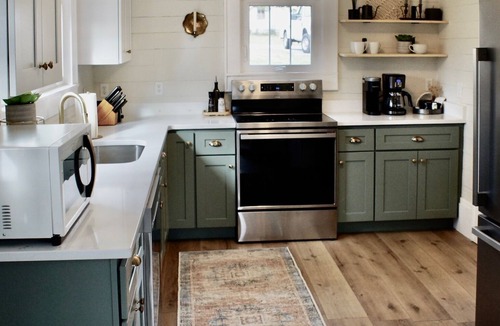 Dayton Cottage | Charming Family Cottage | Sleeps 8